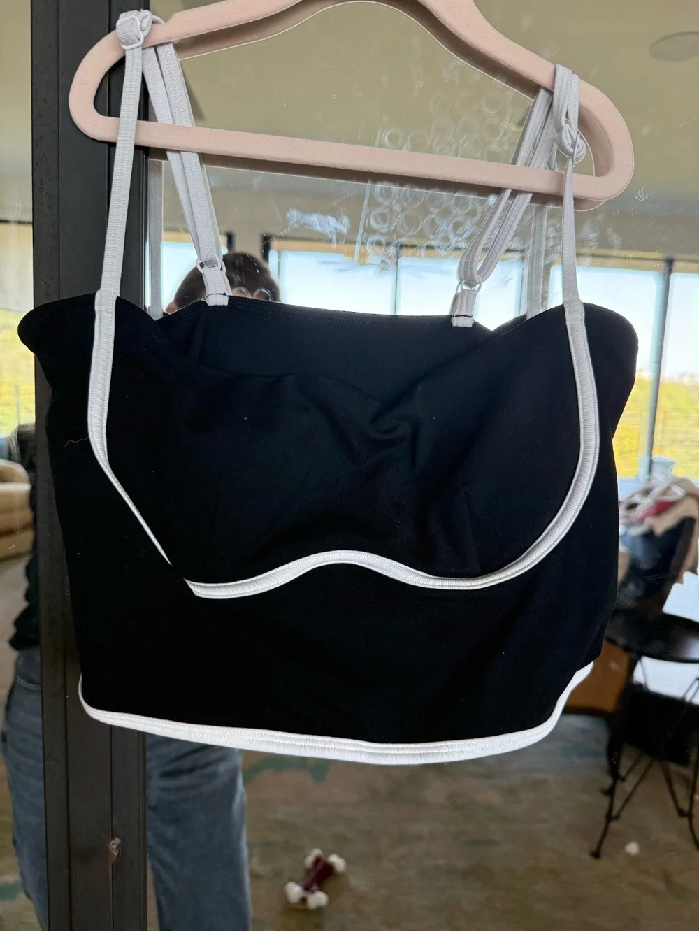 ALO Yoga Black Crop Tank with White Trim